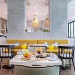 Alameda Centro, Affiliated By Melia 4*