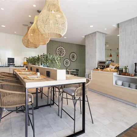 Alameda Centro Affiliated By Meliá 4* Málaga