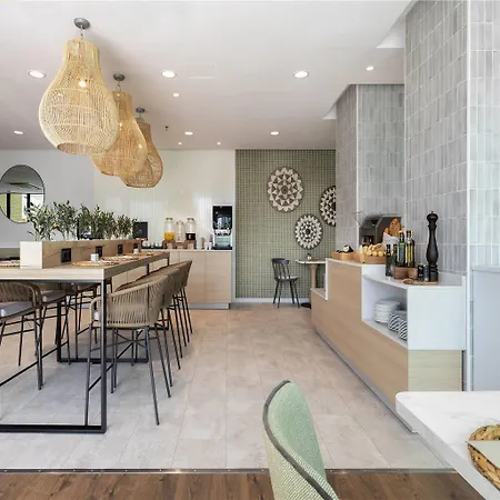 Hotel Alameda Centro Affiliated By Melia 4*