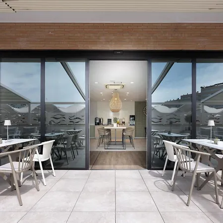 Alameda Centro, Affiliated By Melia 4*