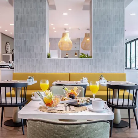 Alameda Centro, Affiliated By Melia 4*