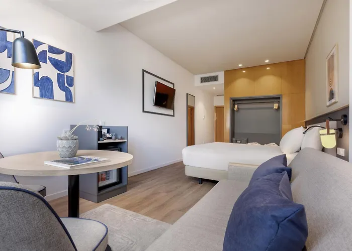 Alameda Centro Affiliated By Melia Отель