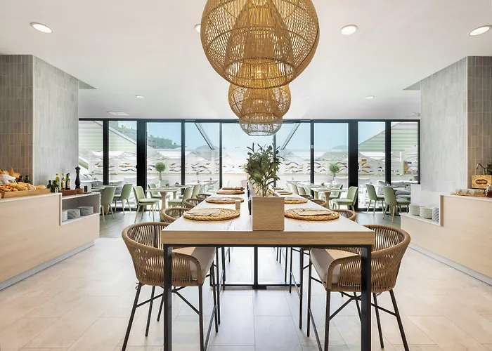 Alameda Centro Affiliated By Melia 4* Малага