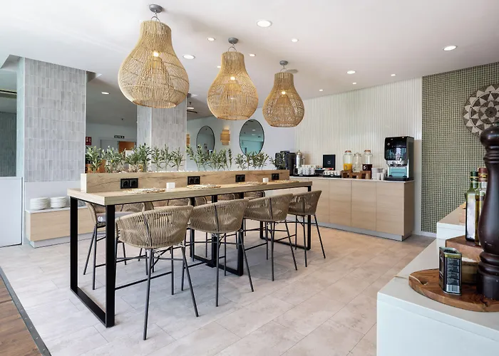 Alameda Centro Affiliated By Melia Отель Малага