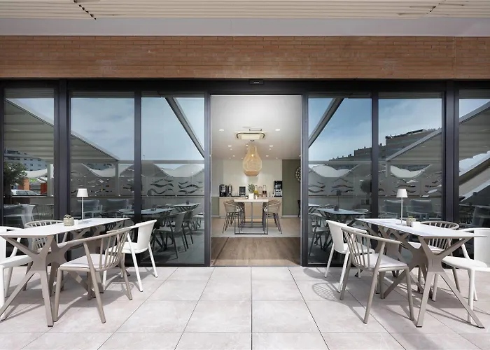 Alameda Centro Affiliated By Melia 4* Малага