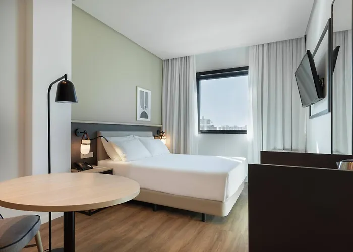 Alameda Centro Affiliated By Melia Málaga