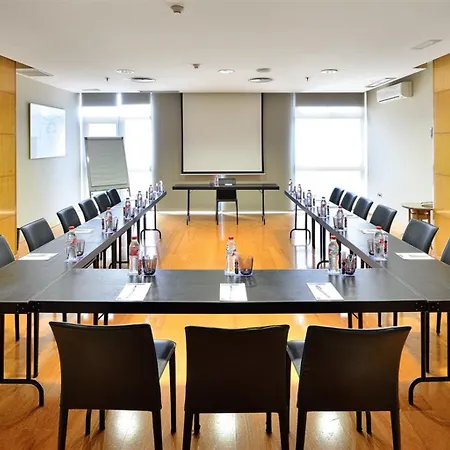 Alameda Centro Affiliated By Meliá Hotel Málaga